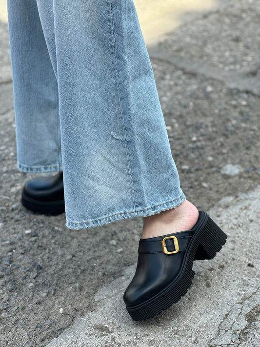 Chunky δερμάτινα clogs Ragazza 01246