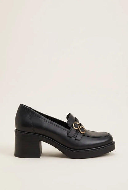 Loafers με Τετράγωνο Τακούνι και Λουράκι με Αγκράφα RAGAZZA 0345