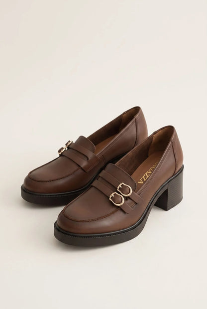 Loafers με Τετράγωνο Τακούνι και Λουράκι με Αγκράφα RAGAZZA 0345