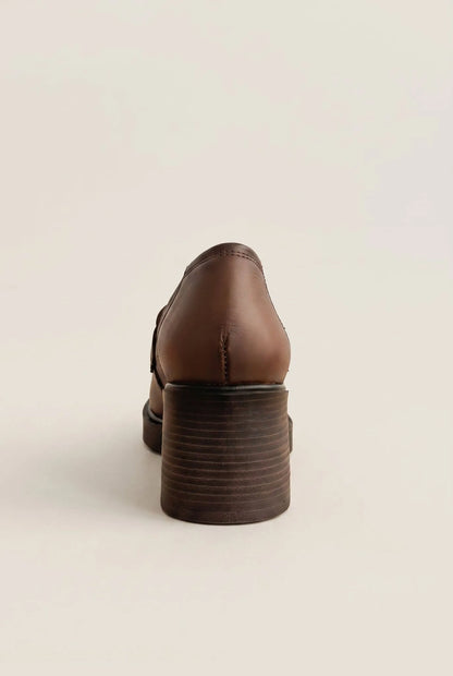 Loafers με Τετράγωνο Τακούνι και Λουράκι με Αγκράφα RAGAZZA 0345
