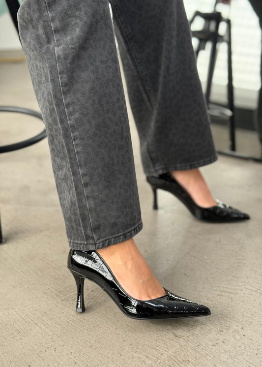 CROC-EFFECT PUMPS