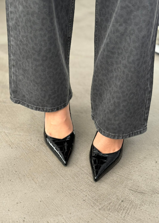 CROC-EFFECT PUMPS