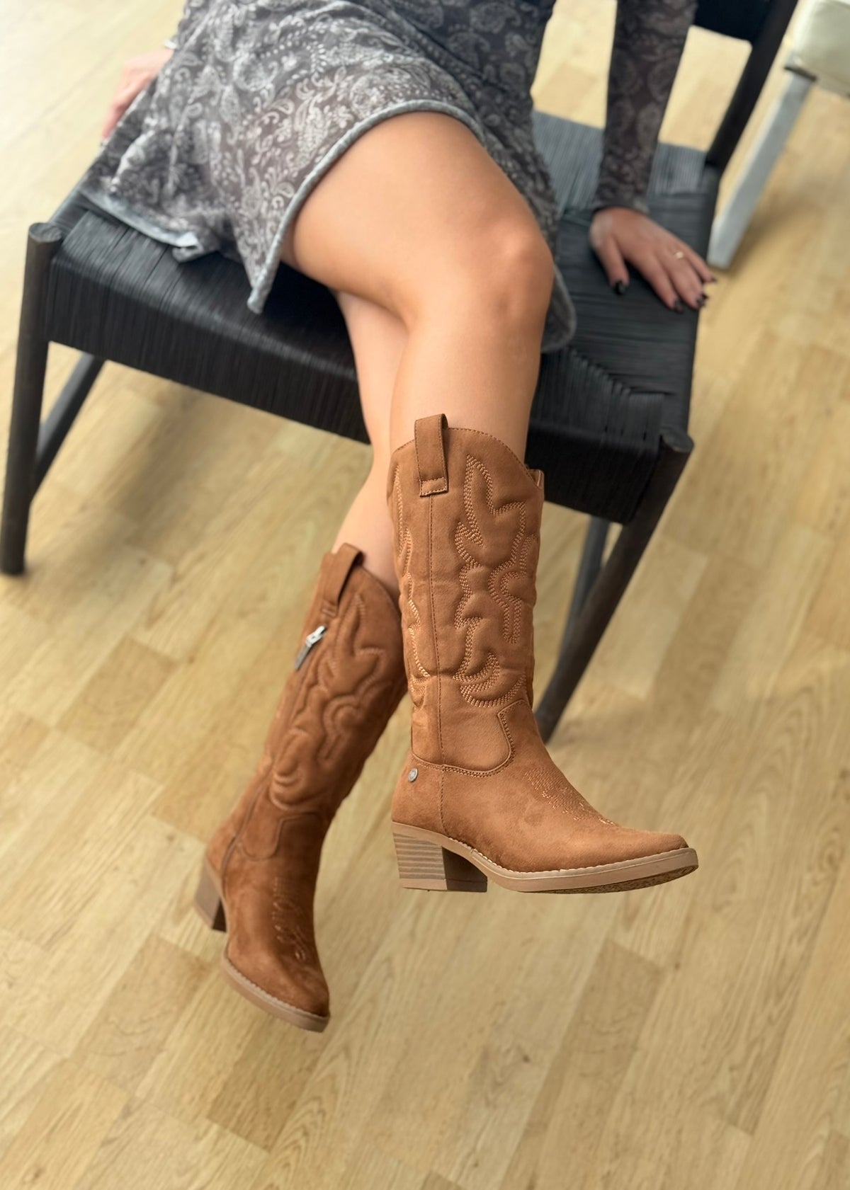 Refresh Γυναικεία Μπότα Cowboy Σουέτ 173085