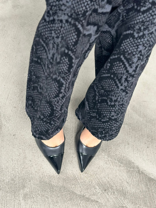 BLOCK HEEL PUMPS