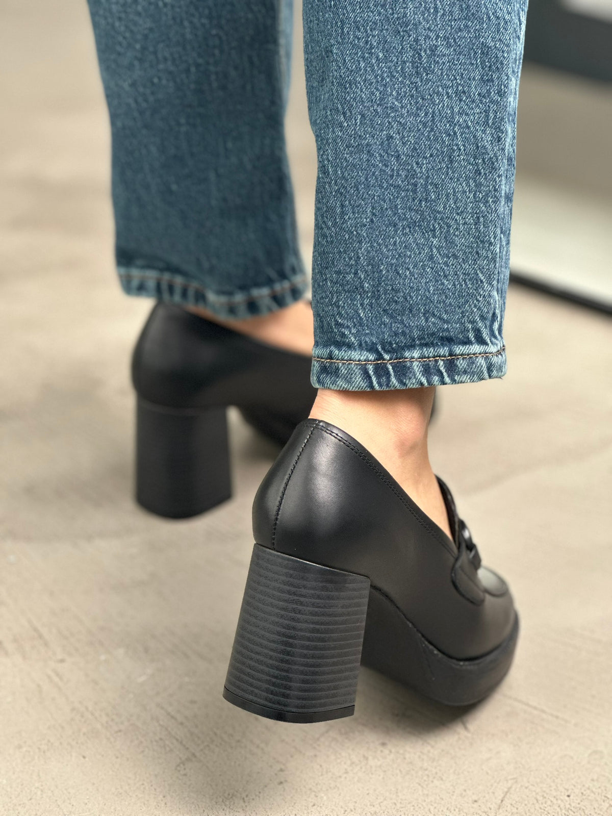Loafers δερμάτινα με τακούνι Ragazza