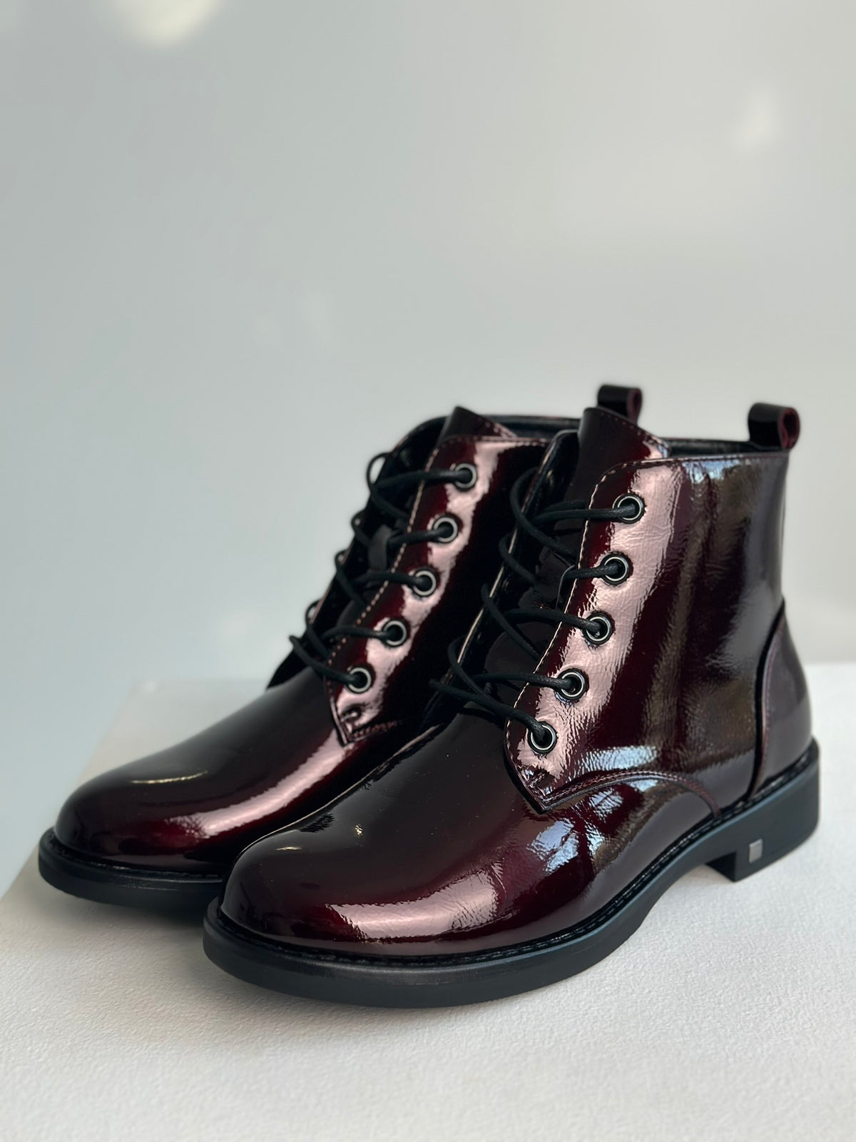 SHINY COMBAT BOOTS