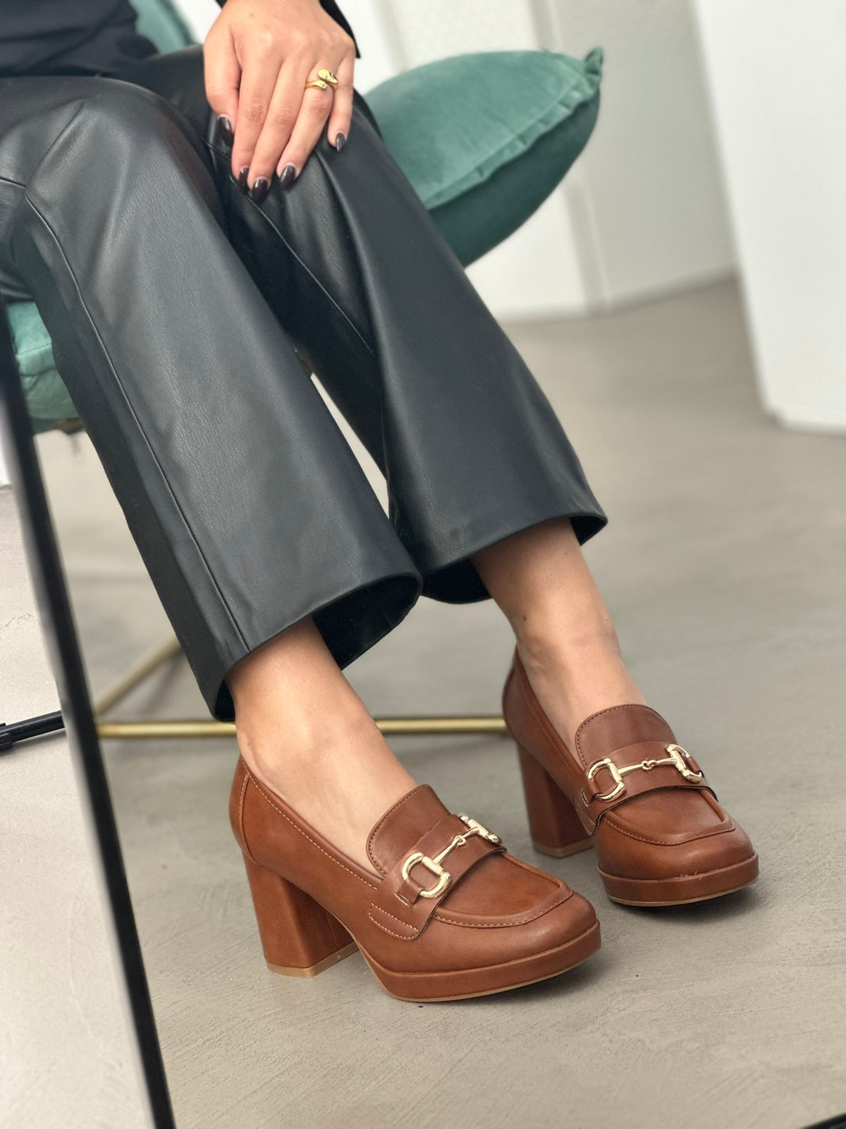PLATFORM HEEL LOAFERS