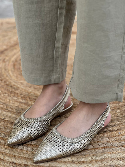 SEVEN SLINGBACKS