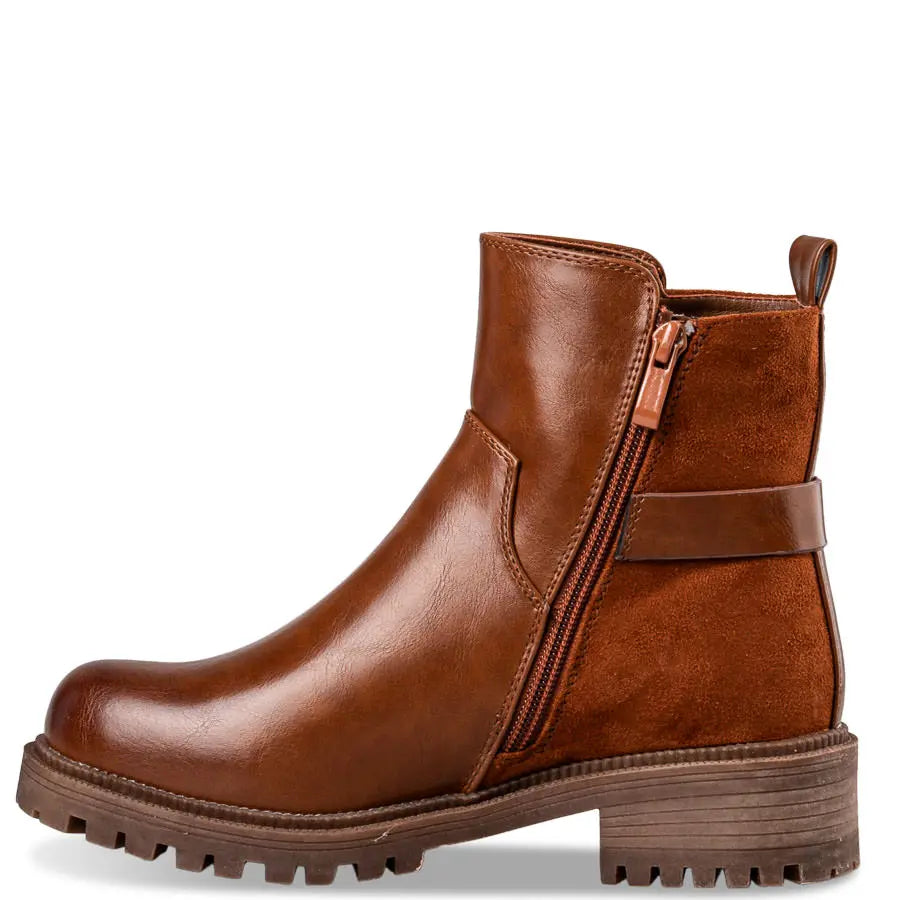 BOOTΙΕS