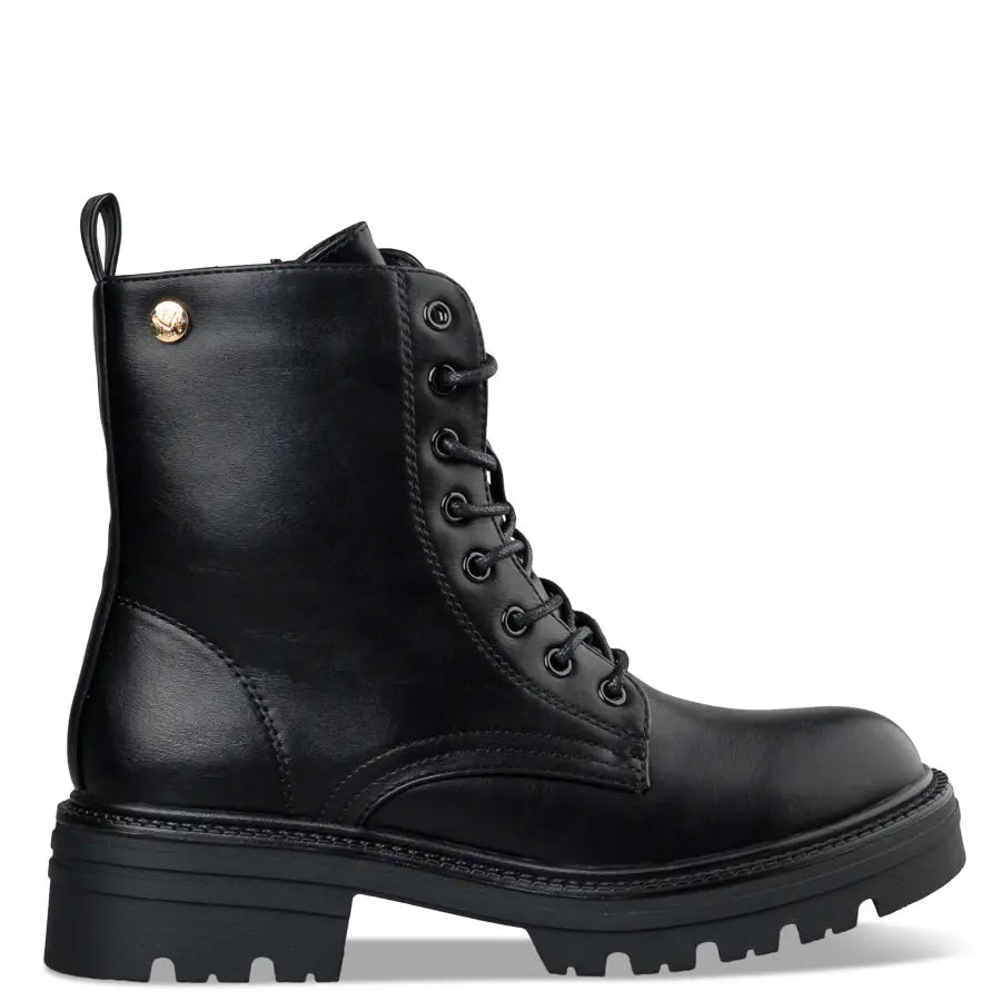 COMBAT BOOTS