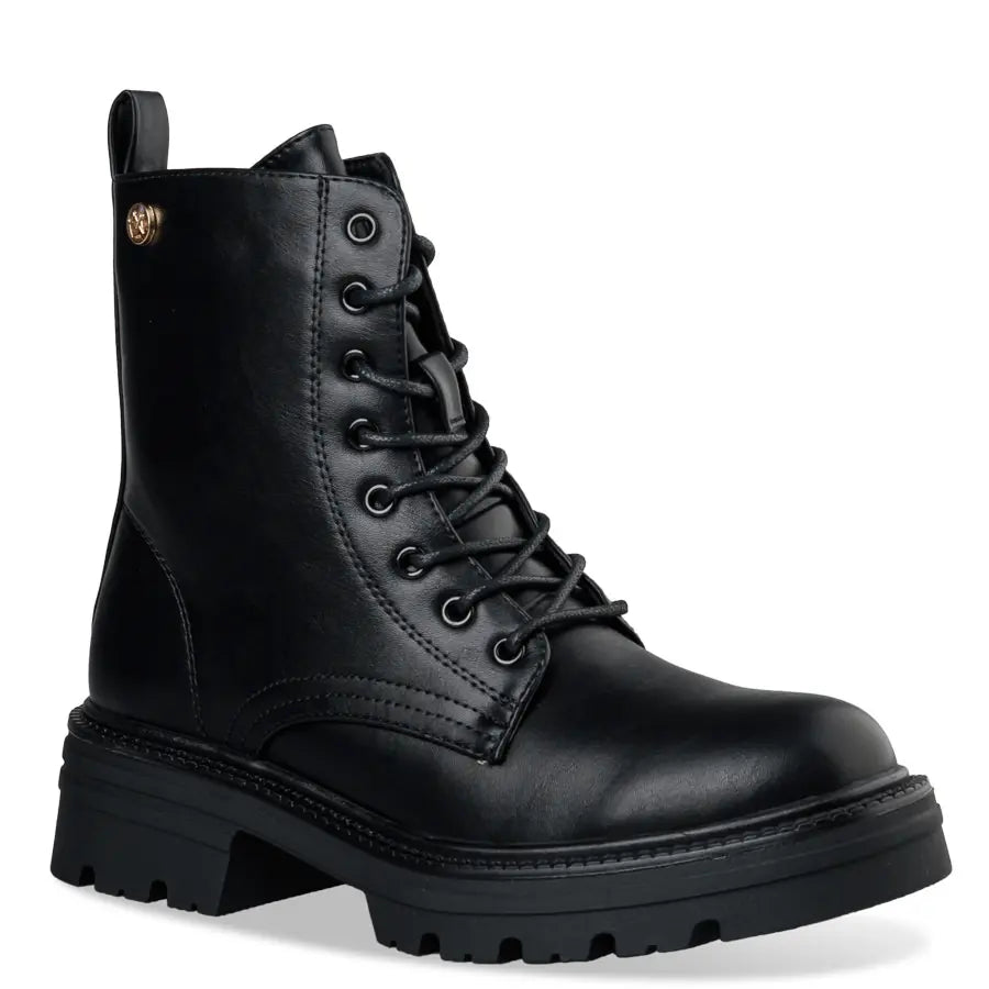 COMBAT BOOTS