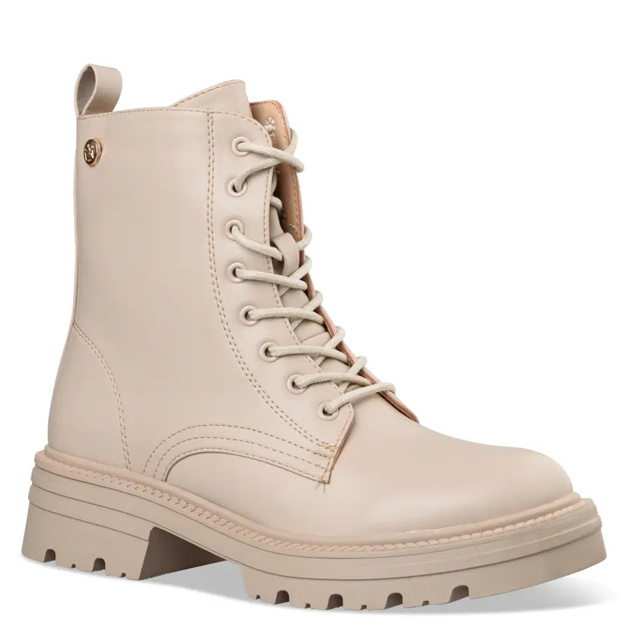 COMBAT BOOTS