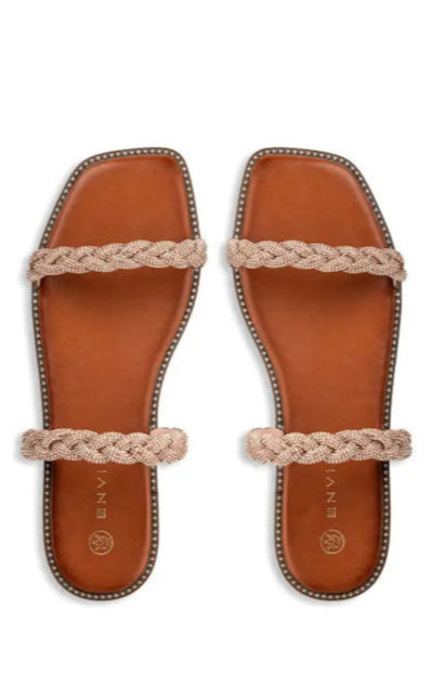 FLAT SANDALS