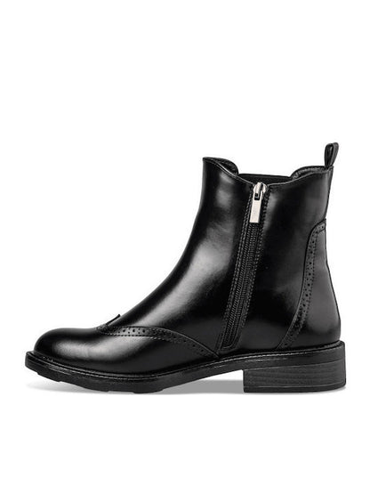 CHELSEA BOOTS